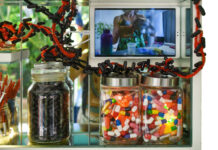 Jessica Fairfax Hirst y el “Botiquín de Abstinencia”: Arte, Desmedicalización y Crítica Al Modelo Biomédico